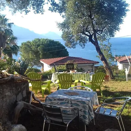 Luisa Sul Mare Bed and Breakfast Capitello