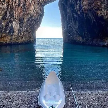 Oda ve Kahvaltı Luisa Sul Mare Capitello